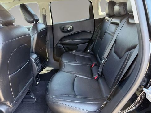 Used 2019 Jeep Compass Limited FWD image 21