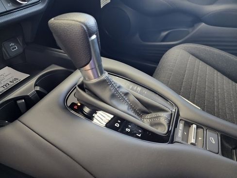 Used 2025 Honda HR-V LX image 24