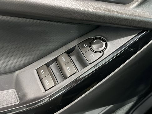 New 2026 Chevrolet Equinox LT FWD image 26