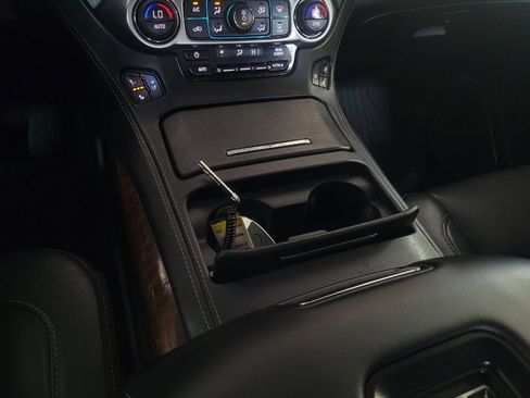 Used 2020 Chevrolet Tahoe Premier image 26