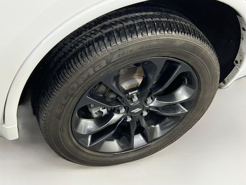 Used 2022 Dodge Durango GT w/ Blacktop Package image 32