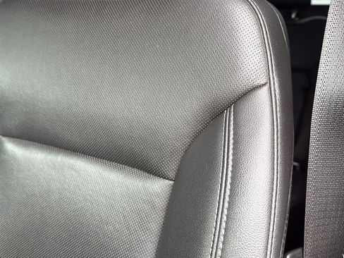 Used 2021 Chevrolet Silverado 1500 LTZ w/ LTZ Convenience Package II image 9