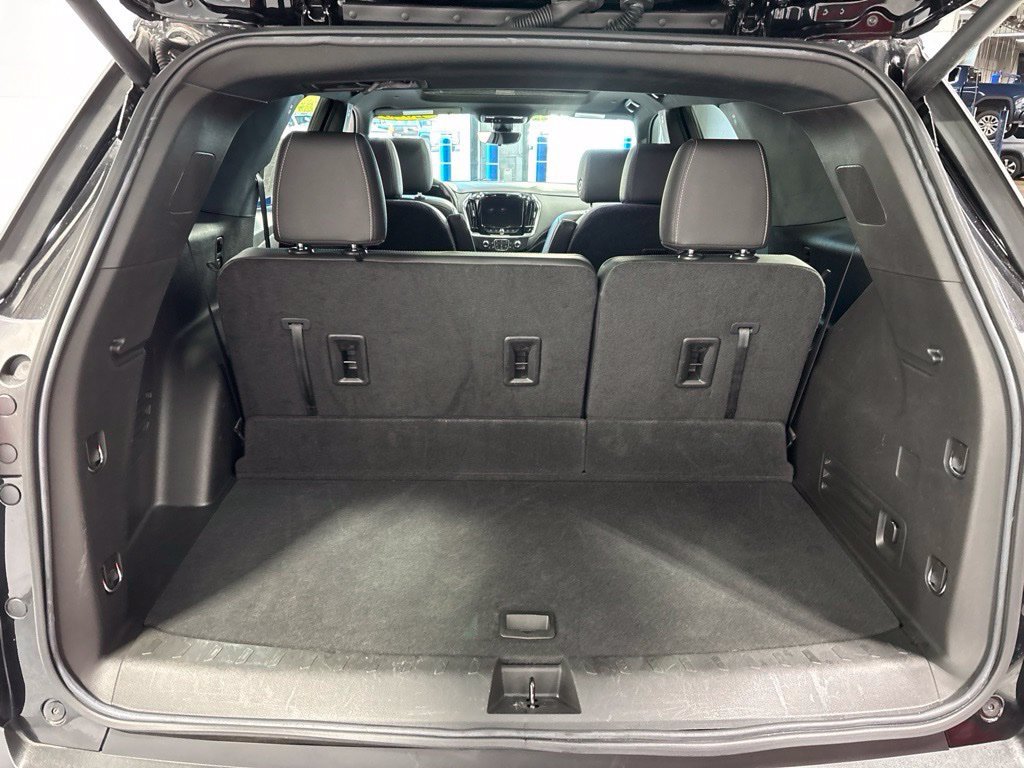 Used 2023 Chevrolet Traverse LT w/ LT Premium Package AWD/4WD image 50