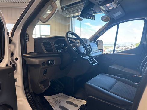 Used 2025 Ford Transit 250 Low Roof w/ Exterior Upgrade Package RWD image 10