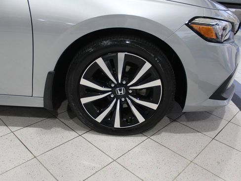 Certified 2022 Honda Civic EX image 12