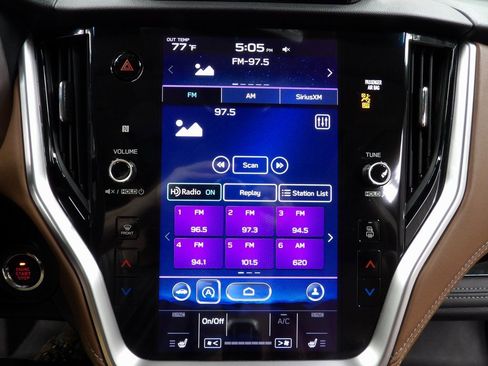 Used 2022 Subaru Outback Touring XT w/ Popular Package #2 image 19