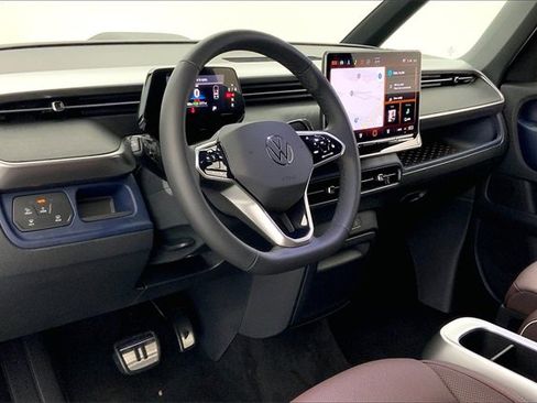 New 2025 Volkswagen ID. Buzz Pro S image 7