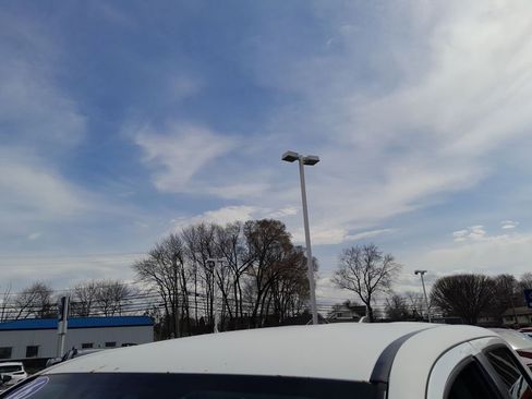 Used 2016 Toyota Tacoma SR5 w/ SR5 Appearance Package (SN) image 45