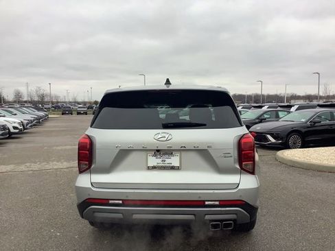Used 2023 Hyundai Palisade SE image 6