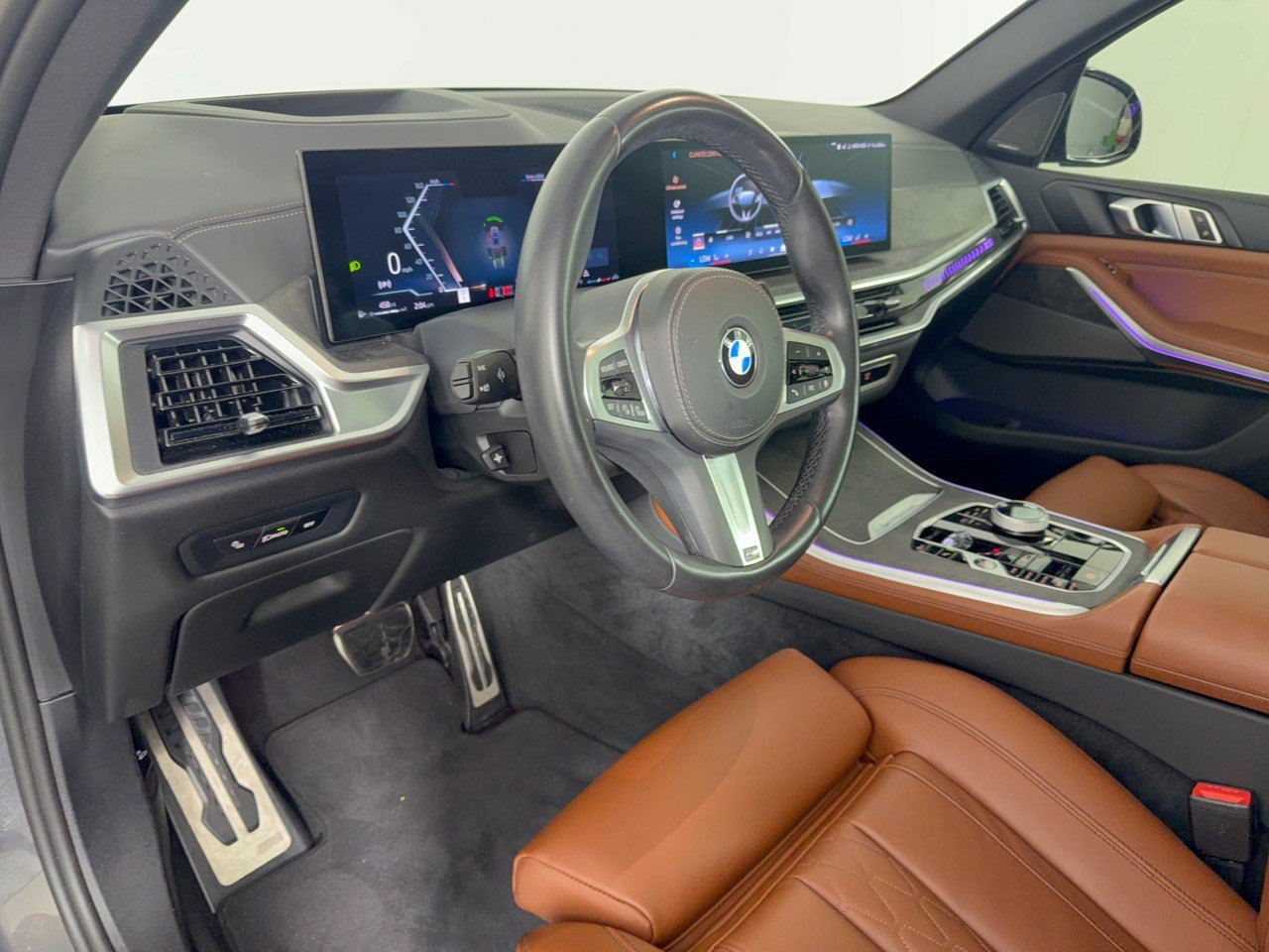 Used 2024 BMW X5 xDrive40i w/ Executive Package AWD/4WD image 4