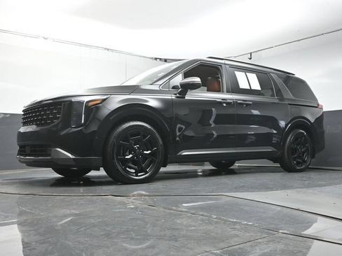 Used 2026 Kia Carnival SX w/ SX Dark Edition Package FWD image 34