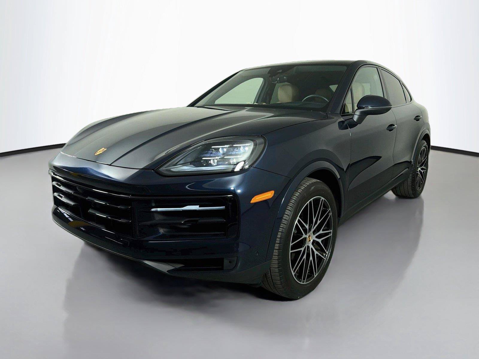 Certified 2025 Porsche Cayenne Coupe AWD/4WD image 1