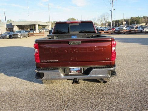 Used 2024 Chevrolet Silverado 2500 LT image 6
