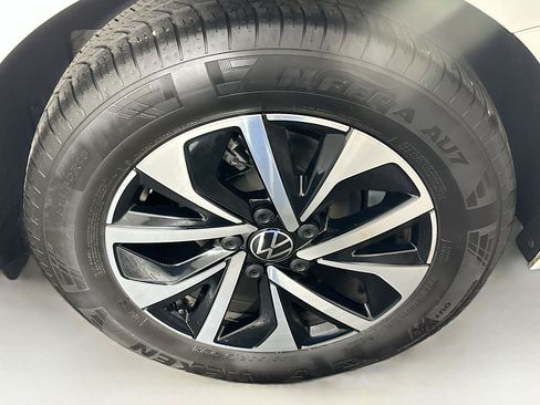 Used 2024 Volkswagen Jetta S image 11