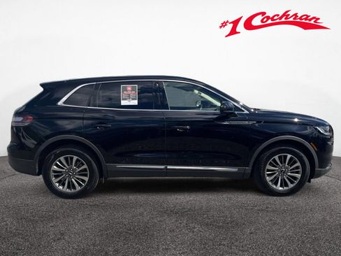 Used 2021 Lincoln Nautilus AWD w/ Equipment Group 101A image 6