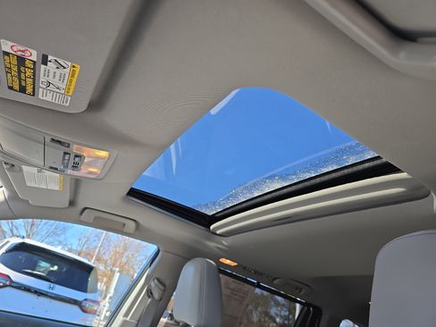 Used 2015 Toyota Highlander XLE image 27