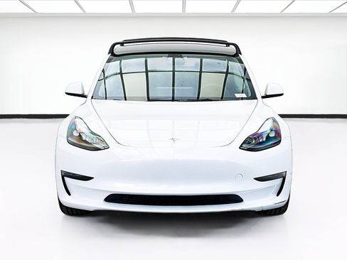 Used 2023 Tesla Model 3 Standard Range RWD image 2