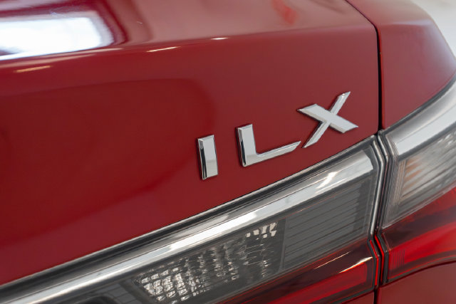 Used 2019 Acura ILX w/ Technology Package FWD image 11