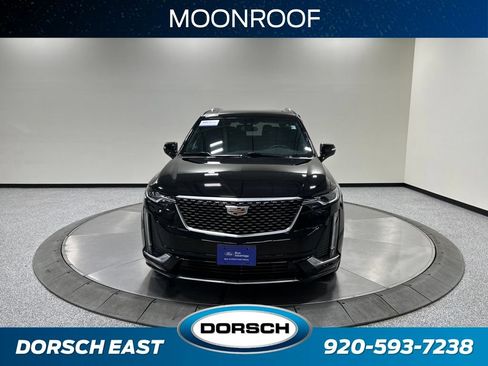 Used 2022 Cadillac XT6 Premium Luxury AWD/4WD image 3