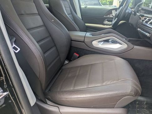 Used 2023 Mercedes-Benz GLS 450 4MATIC image 30