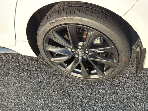 Used 2024 Toyota Corolla SE FWD image 35