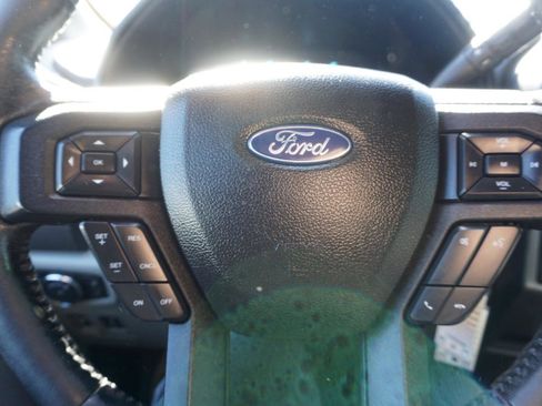 Used 2018 Ford F150 XLT w/ Equipment Group 302A Luxury image 17