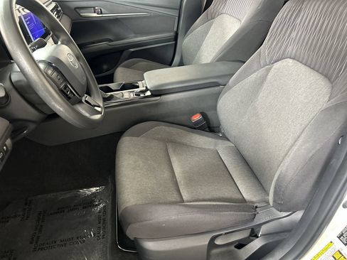 Used 2025 Toyota Camry LE FWD image 21