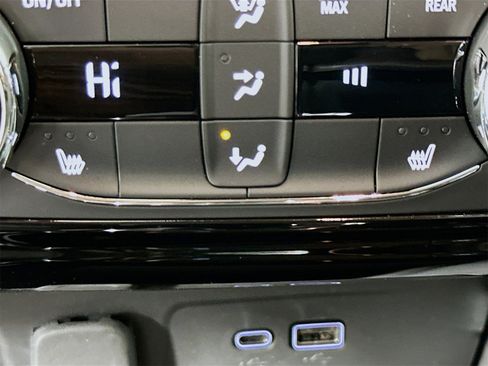 Used 2026 Chevrolet Trax RS w/ Driver Confidence Package image 19