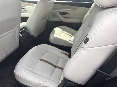 Certified 2025 MAZDA CX-90 Plug-In Hybrid w/ Premium Plus AWD/4WD image 7