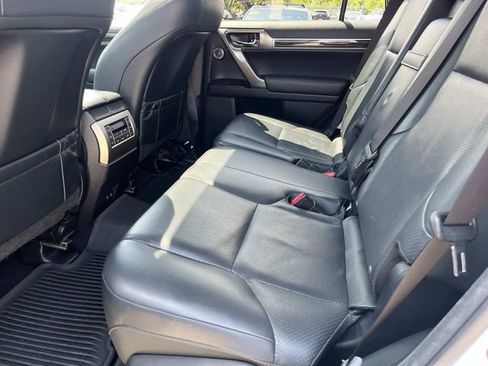 Used 2021 Lexus GX 460 Luxury w/ Accessory Package AWD/4WD image 20