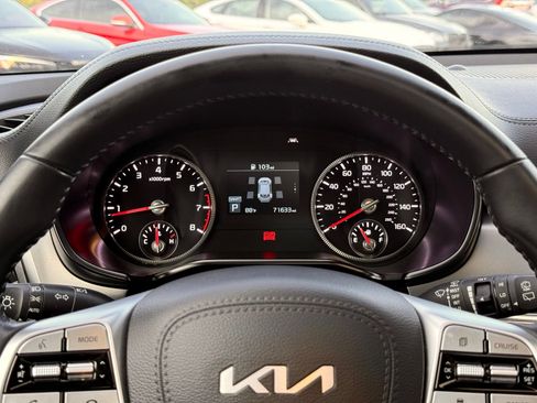 Used 2022 Kia Telluride S AWD/4WD image 39