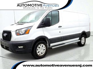 Used 2025 Ford Transit 250 Low Roof w/ Exterior Upgrade Package RWD video 1