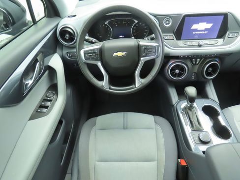 Used 2021 Chevrolet Blazer LT image 10