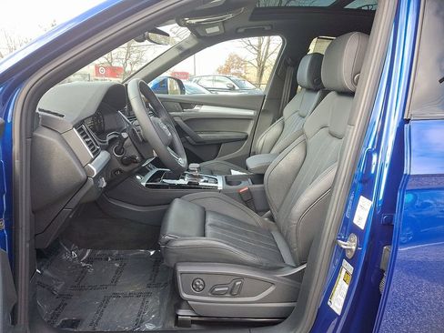 Certified 2025 Audi Q5 2.0T Premium Plus w/ Premium Plus Package image 14