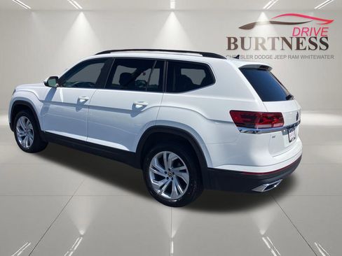 Used 2023 Volkswagen Atlas SE w/ Panoramic Sunroof Package AWD/4WD image 4