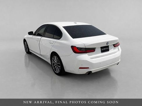 Used 2023 BMW 330i Sedan w/ Convenience Package RWD image 4
