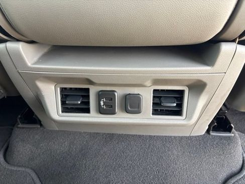 Used 2020 GMC Sierra 1500 SLT w/ Driver Alert Package I AWD/4WD image 25