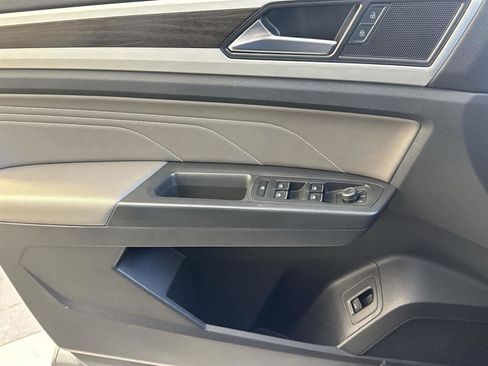 Used 2022 Volkswagen Atlas SE image 21