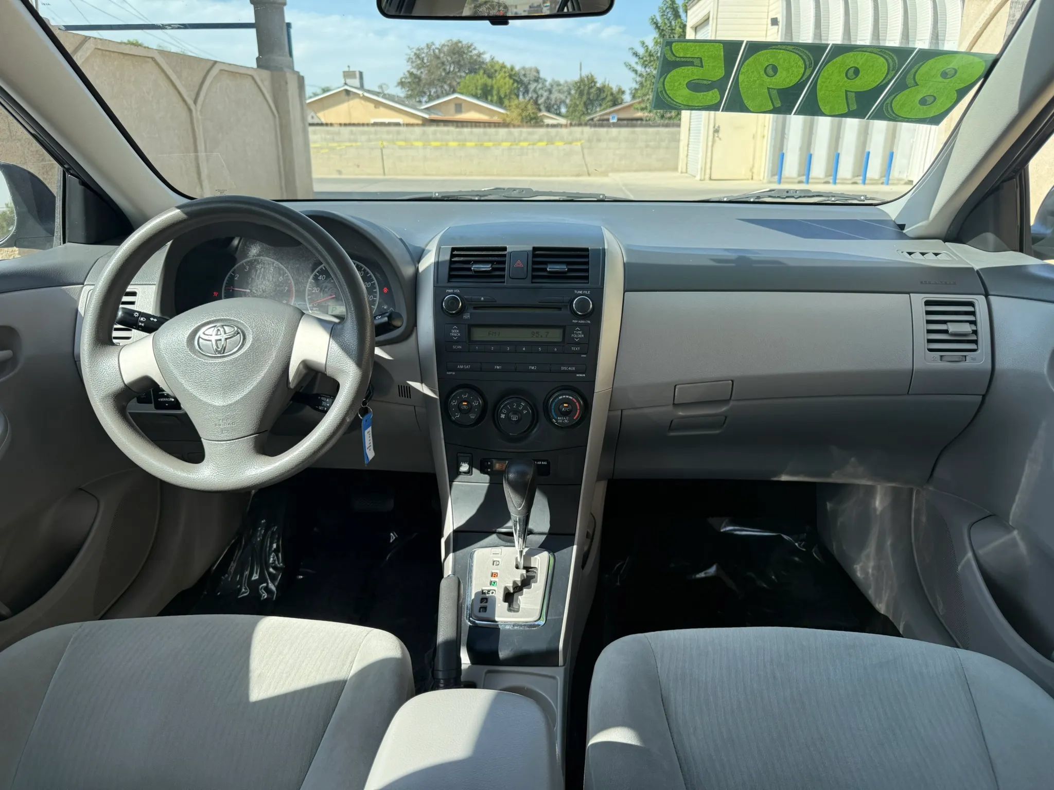 Used 2010 Toyota Corolla LE w/ All Weather Guard Pkg FWD image 11