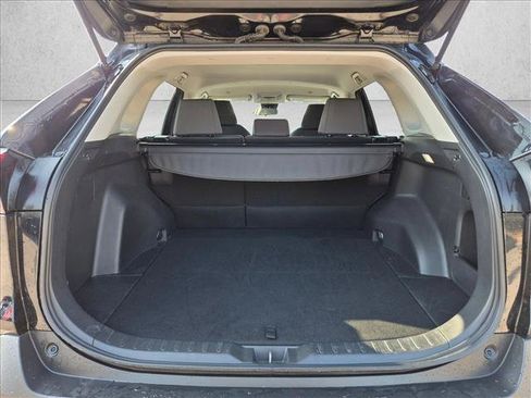Used 2025 Toyota RAV4 XLE FWD image 6