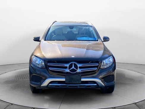 Used 2016 Mercedes-Benz GLC 300 4MATIC image 2