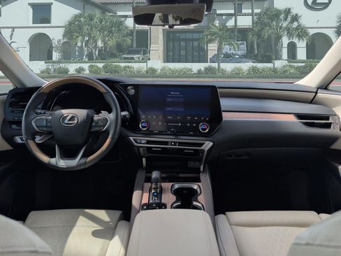 Certified 2024 Lexus RX 350 FWD w/ Convenience Package image 25