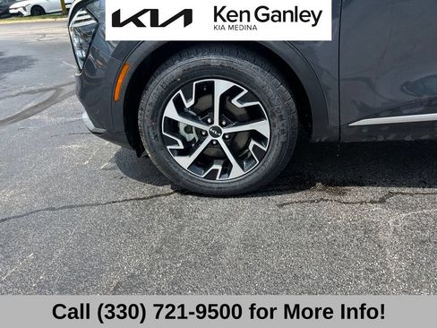 Certified 2024 Kia Sportage EX FWD image 17