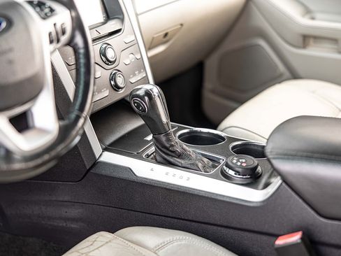 Used 2011 Ford Explorer XLT w/ 202A Rapid Spec Order Code image 21