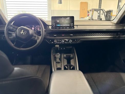 Used 2024 Honda Accord EX image 4