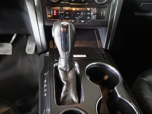 Used 2019 Ford Explorer XLT w/ Equipment Group 202A image 49