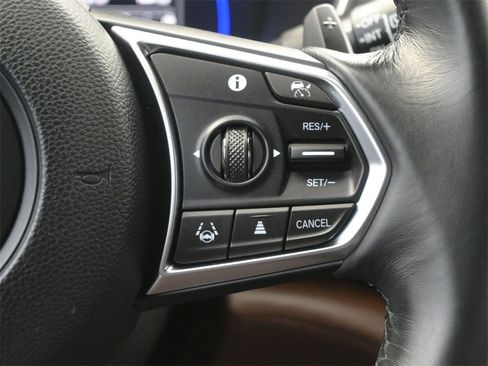 Used 2023 Acura MDX SH-AWD w/ Technology Package image 10