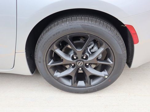 New 2026 Chrysler Pacifica Limited w/ S Appearance Package image 20