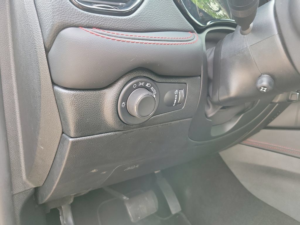 Used 2024 Dodge Durango GT AWD/4WD image 26