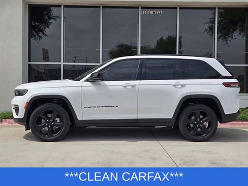 Used 2023 Jeep Grand Cherokee Limited w/ Luxury Tech Group II AWD/4WD image 4